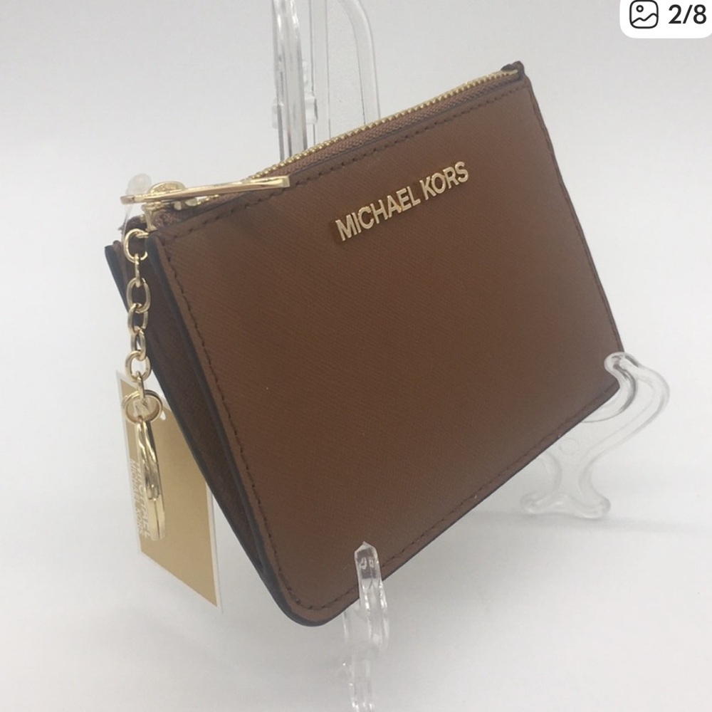 Michael Kors Luggage Leather ID Coinpouch with Gold Keyring - Picture 4 of 8